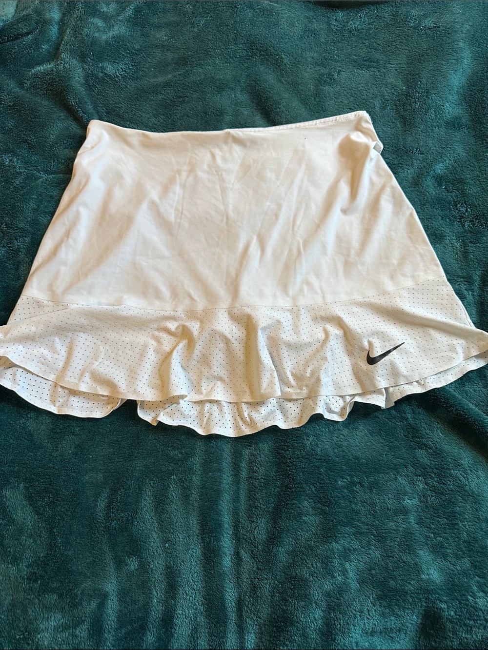 Nike White Ruffle Hem Skater Tennis Skirt